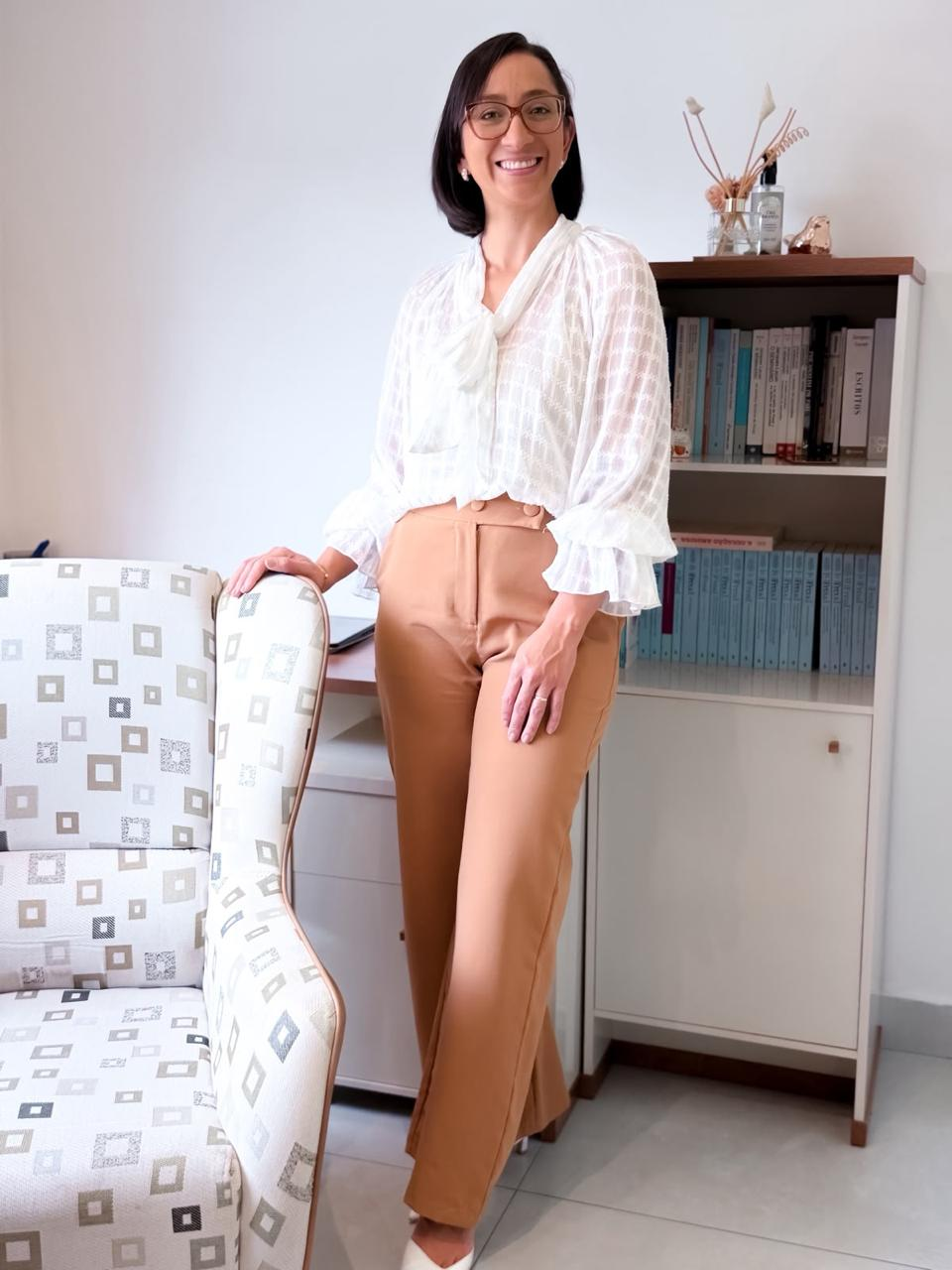 Ana Flávia Ferreira no consultório